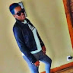 Meet your Posher, Deniece